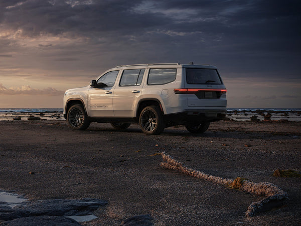 Jeep - Grand Wagoneer